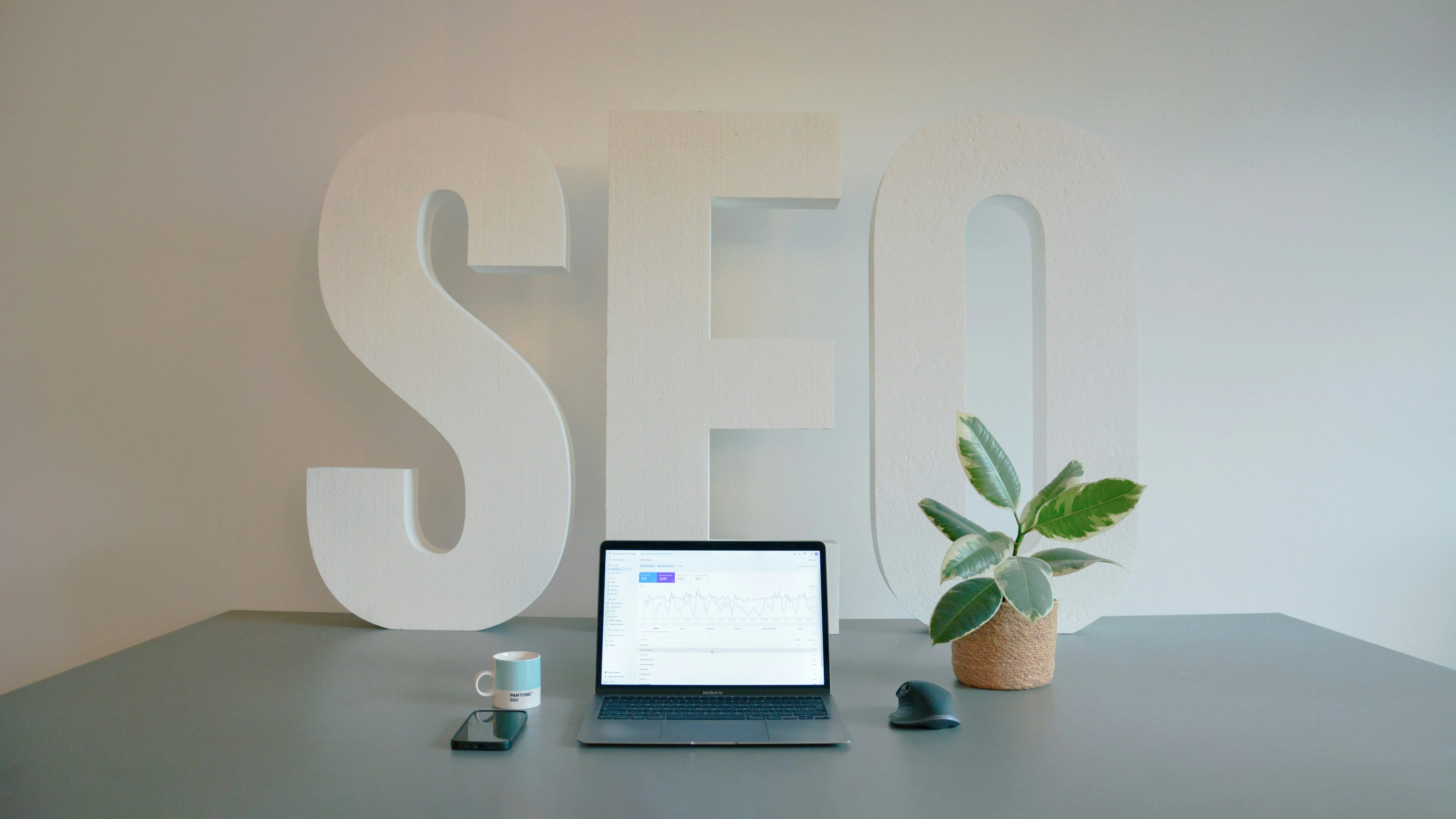 Equipo CreceTuWeb — Agencia SEO y Estrategia Digital